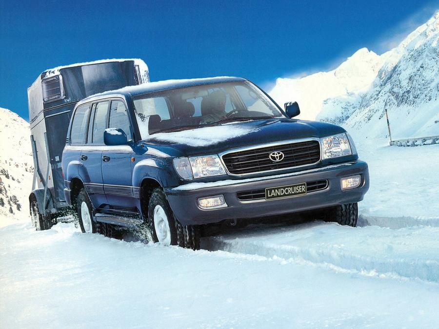  Toyota Land Cruiser 100 VX (J100-101) 1998 года  (фото 1 из 58)
